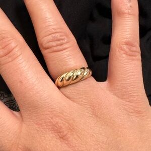 Women’s 14k Elegant Gold Rope Band Ring